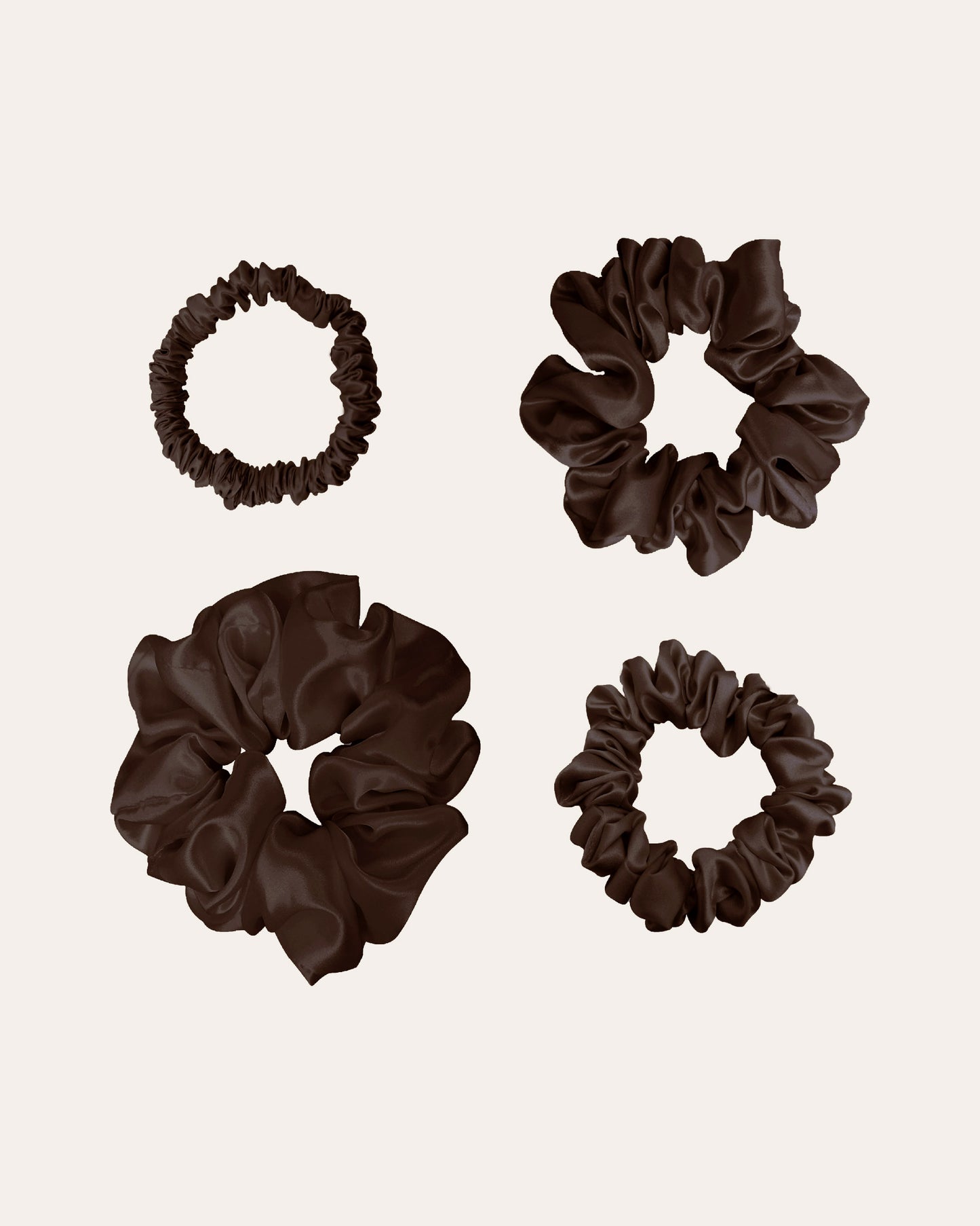 Donkerbruine luxe 100% Moerbei Zijden Scrunchies in 4 maten, zijden elastieken.