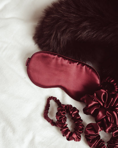 Luxe 100% Moerbei Zijden Slaapmasker en Oogmasker voor een diepe, ontspannen slaap, sluit licht buiten in het bordeaux
