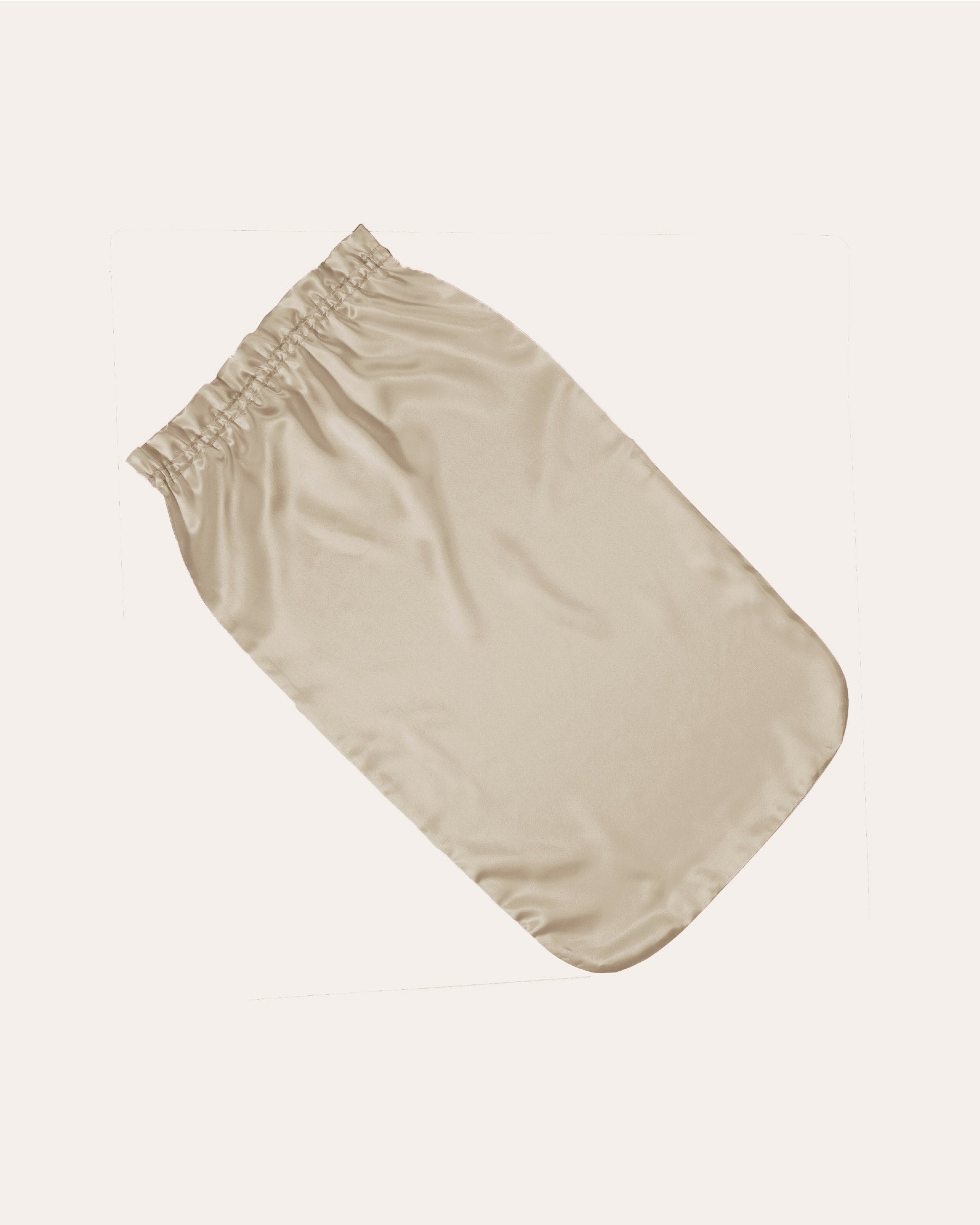 Zijden Bonnet voor lang haar in de kleur crème.