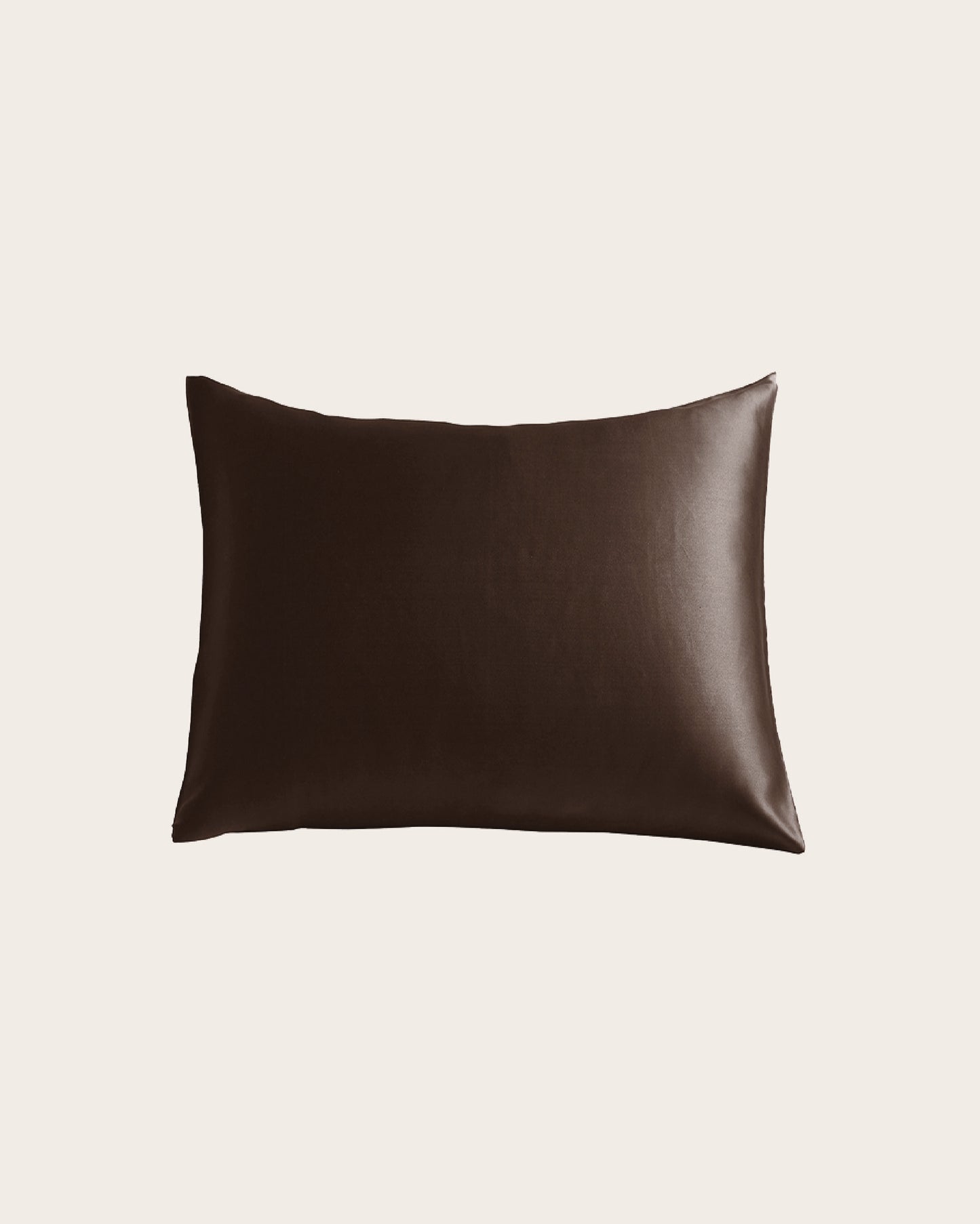 Luxe 100% Moerbei Zijden Kussenslopen van Silky Family in de kleur donkerbruin maat 50x60cm