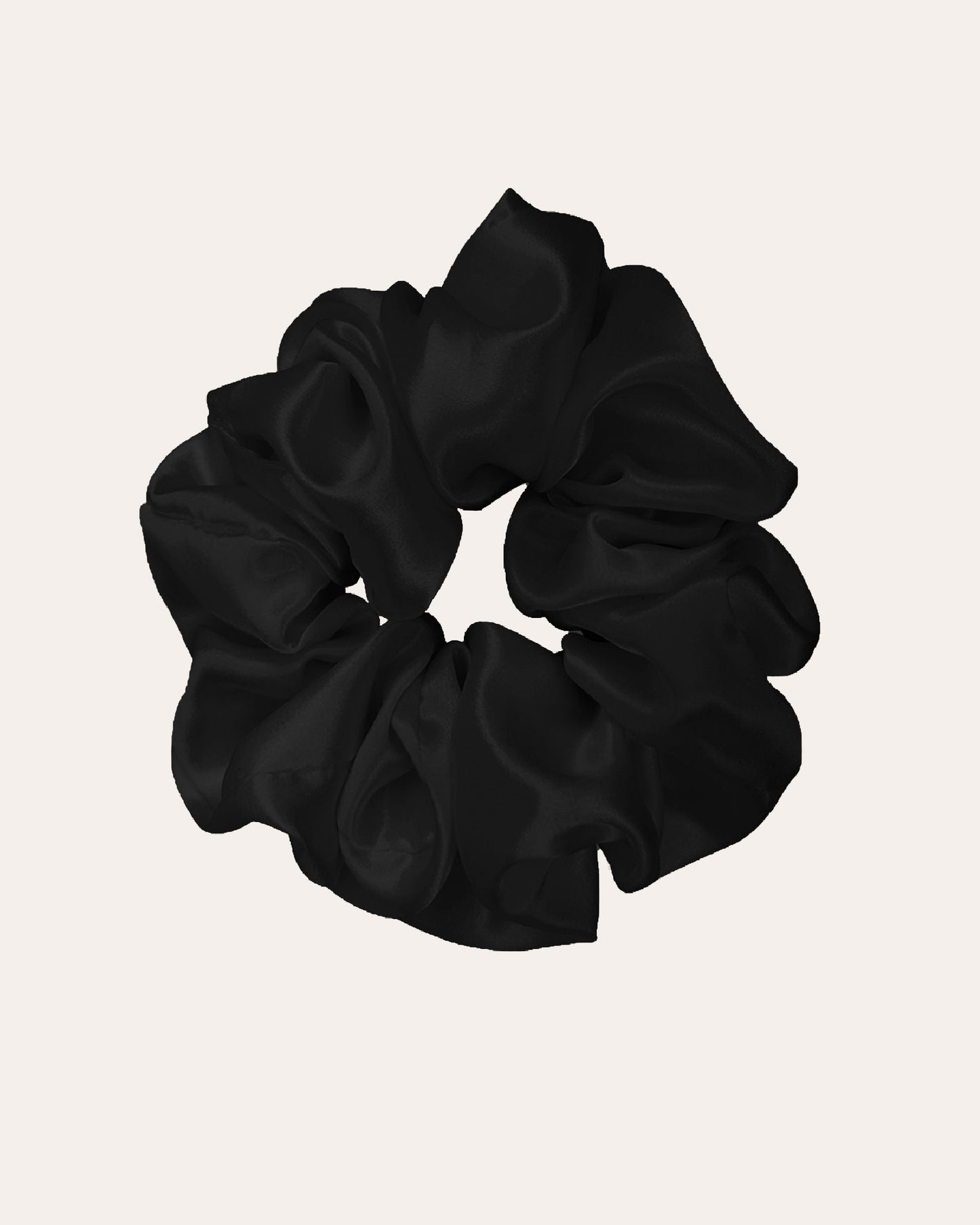 Luxe 100% moerbei Zijden Scrunchie Large in het zwart.