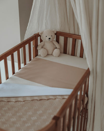 100% Moerbei Zijden matras sleeve opgemaakt bedje voor baby's voor een co-sleeper, ledikant of peuterbed
